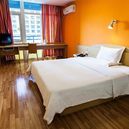 7Days Inn Zhongshan Li He Square Exterior foto